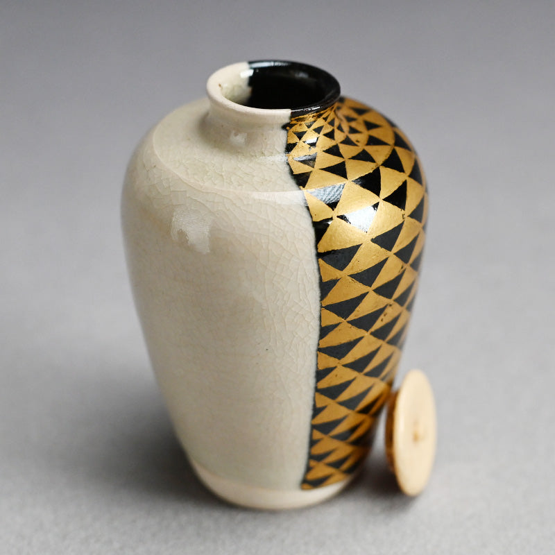 Rare Kozan Chaire Tea Container ー宮川 (真葛) 香山 “仁清意 狂言模様”