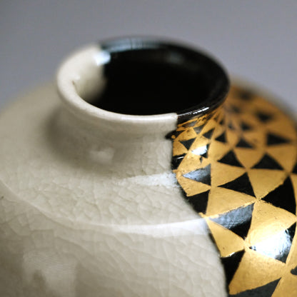 Rare Kozan Chaire Tea Container ー宮川 (真葛) 香山 “仁清意 狂言模様”