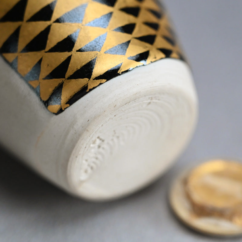 Rare Kozan Chaire Tea Container ー宮川 (真葛) 香山 “仁清意 狂言模様”
