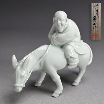 Porcelain Figurine ー宮川 (真葛) 香山 “白磁老子 置物”
