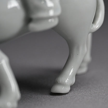 Porcelain Figurine ー宮川 (真葛) 香山 “白磁老子 置物”