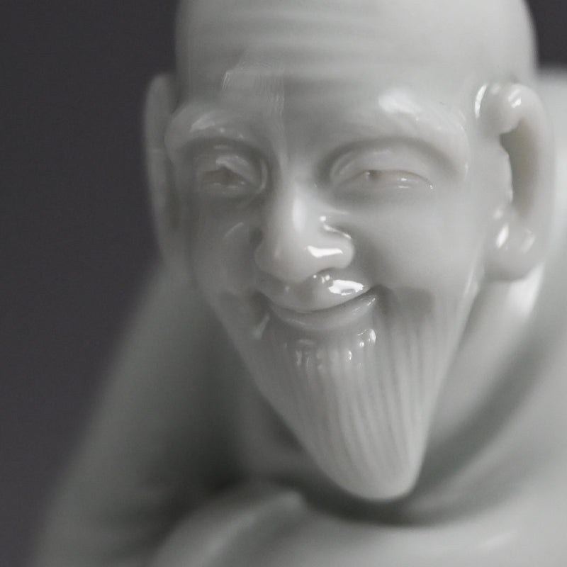 Porcelain Figurine ー宮川 (真葛) 香山 “白磁老子 置物”