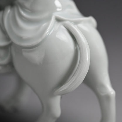 Porcelain Figurine ー宮川 (真葛) 香山 “白磁老子 置物”