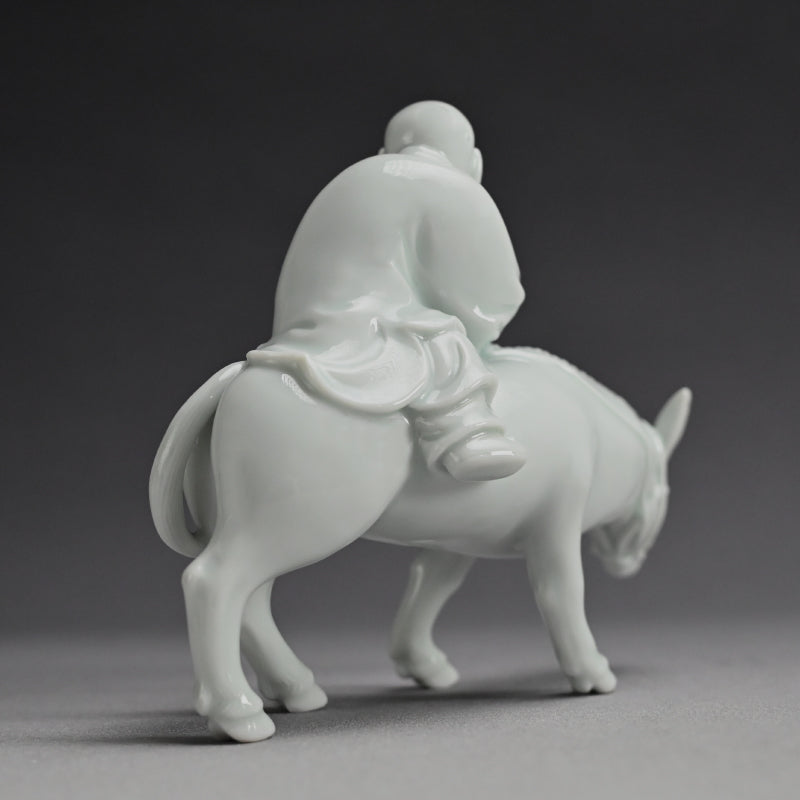 Porcelain Figurine ー宮川 (真葛) 香山 “白磁老子 置物”