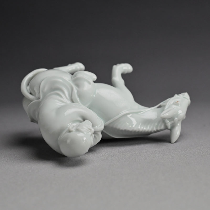Porcelain Figurine ー宮川 (真葛) 香山 “白磁老子 置物”