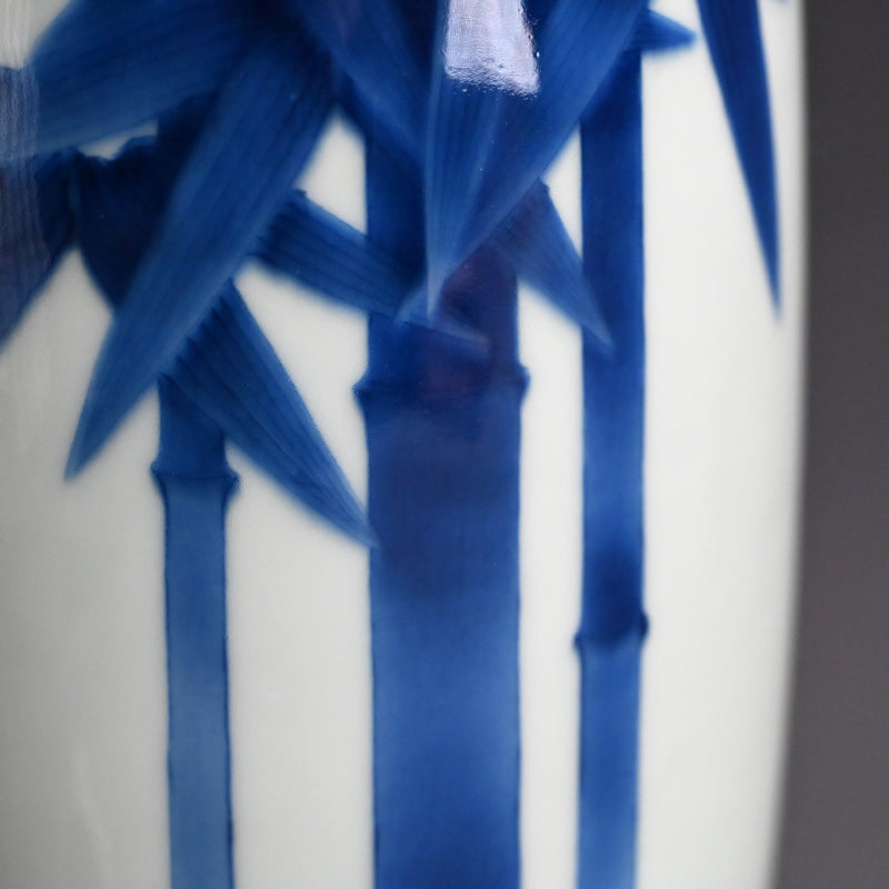 Porcelain Vase, Bamboo ー宮川 (真葛) 香山 “青華 竹之畫 花瓶”