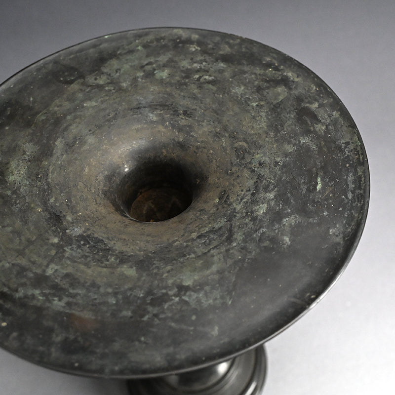 Classical Muromachi-Momoyama p. Bronze Vase