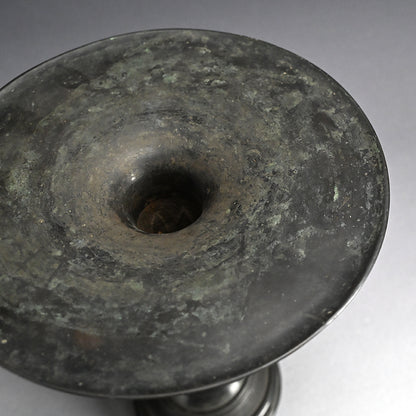 Classical Muromachi-Momoyama p. Bronze Vase