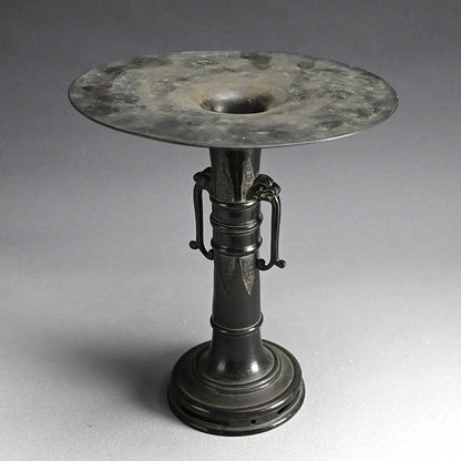 Classical Muromachi-Momoyama p. Bronze Vase