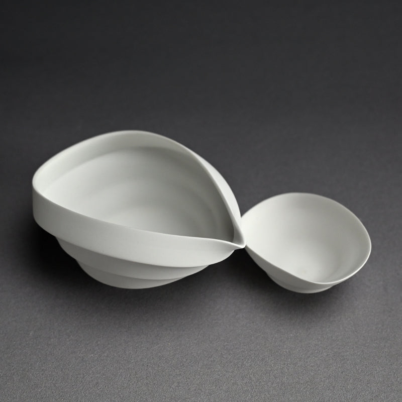 Radiant White Sake set ー馬場 麟汰郎 “白磁酒器 皎”