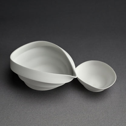 Radiant White Sake set ー馬場 麟汰郎 “白磁酒器 皎”