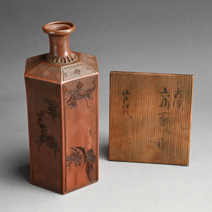 Edo period Bizen Rokkaku Bin Vase