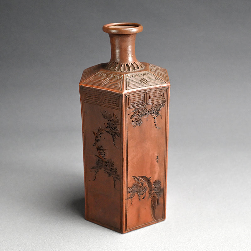 Edo period Bizen Rokkaku Bin Vase