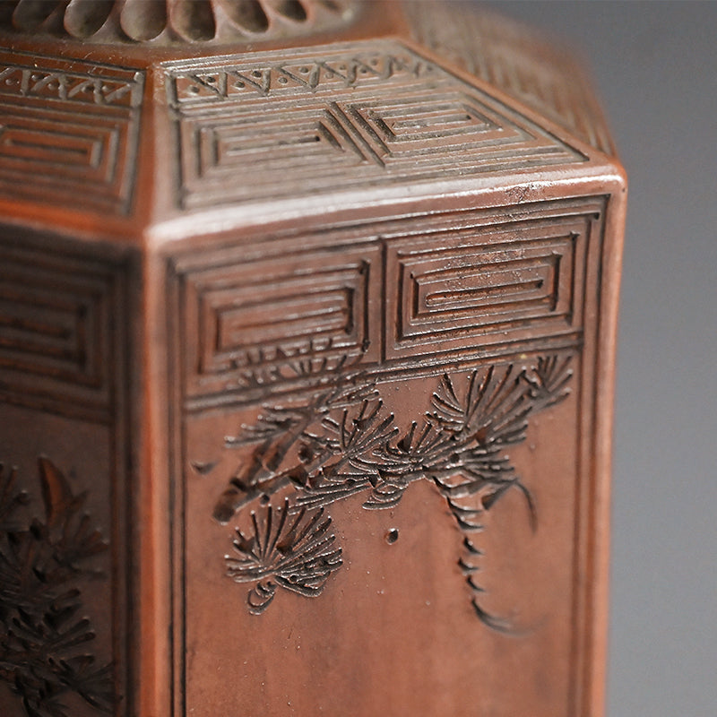 Edo period Bizen Rokkaku Bin Vase