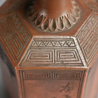 Edo period Bizen Rokkaku Bin Vase