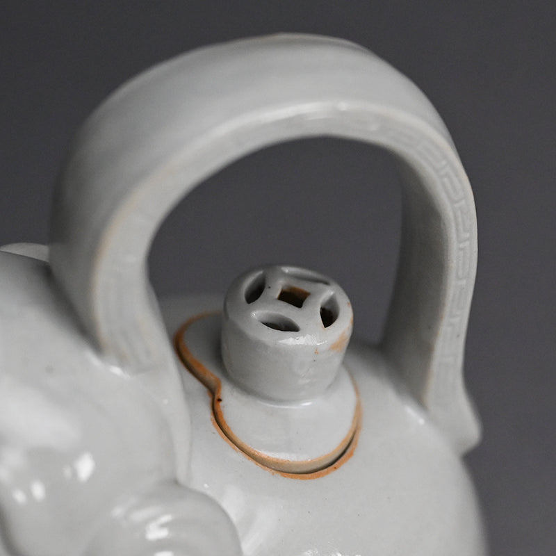 Antique Japanese Ceramic Elephant Suichu Decanter
