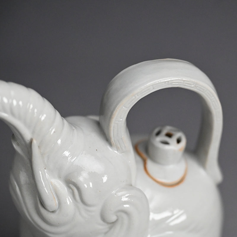 Antique Japanese Ceramic Elephant Suichu Decanter