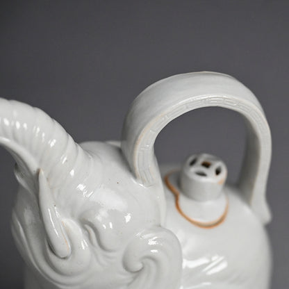 Antique Japanese Ceramic Elephant Suichu Decanter