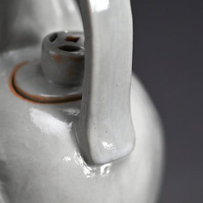 Antique Japanese Ceramic Elephant Suichu Decanter