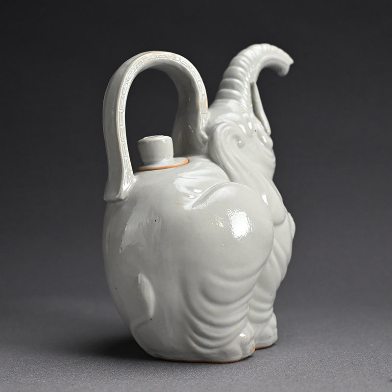 Antique Japanese Ceramic Elephant Suichu Decanter