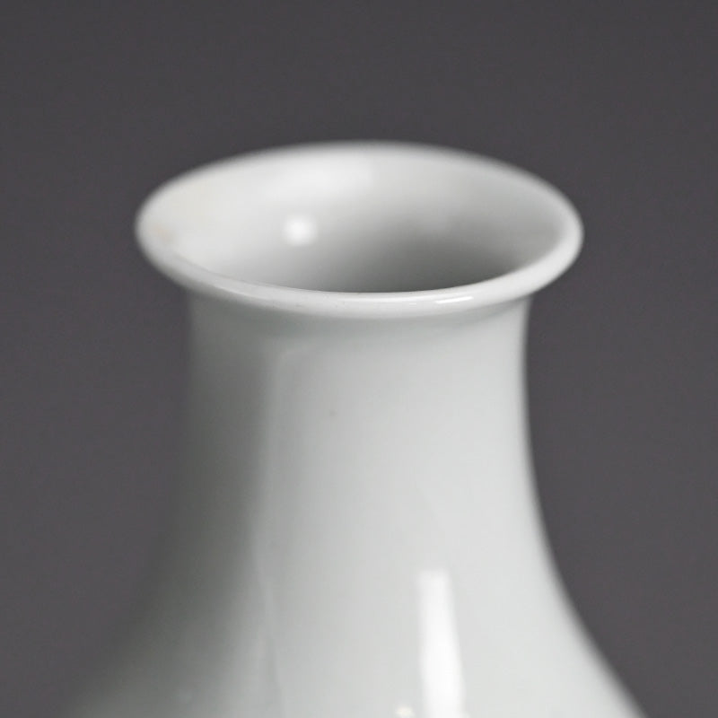 Shonen & Chikusen pair Tokkuri Sake Flasks ー鈴木 松年, 三浦 竹泉 “松年筆 竹泉造 梅画徳利盃”