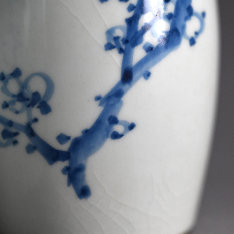 Shonen & Chikusen pair Tokkuri Sake Flasks ー鈴木 松年, 三浦 竹泉 “松年筆 竹泉造 梅画徳利盃”