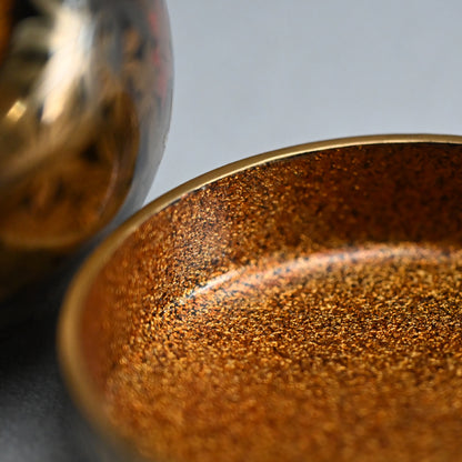 Antique Lacquer Natsume with Maple leaves by Shomosai ー松茂斎 “紅葉 平棗”