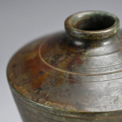 Antique Japanese Bronze vase ー初代 中島保美 “鋳銅花瓶”