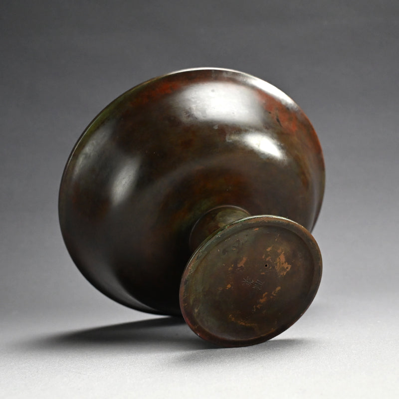 Footed Art-Deco Bronze Vase ー初代 中島 保美 “青銅花器”