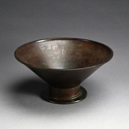 Footed Art-Deco Bronze Vase ー初代 中島 保美 “青銅花器”