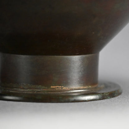 Footed Art-Deco Bronze Vase ー初代 中島 保美 “青銅花器”