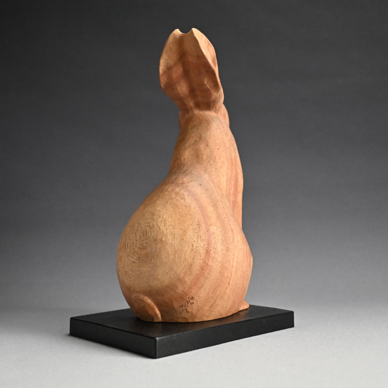 Carved Wooden Rabbit Sculpture ー潮田 皓哉 “木彫 兎”