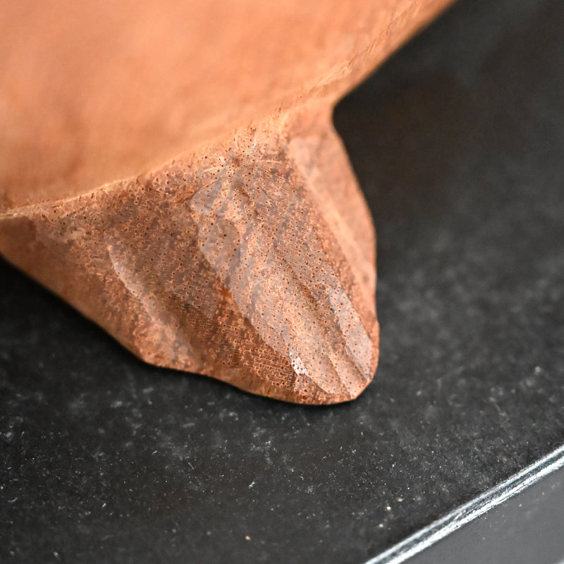 Carved Wooden Rabbit Sculpture ー潮田 皓哉 “木彫 兎”