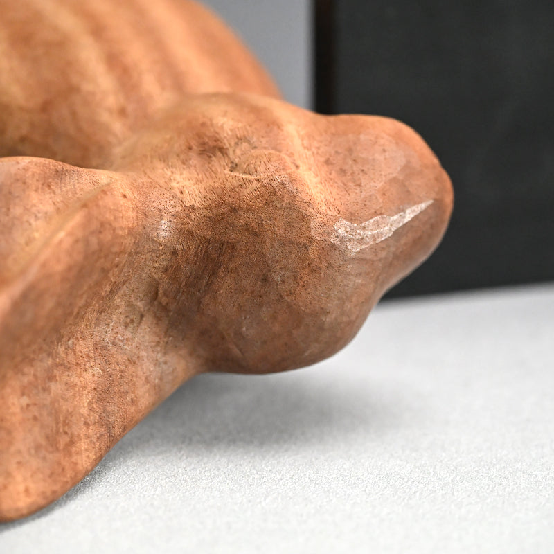 Carved Wooden Rabbit Sculpture ー潮田 皓哉 “木彫 兎”