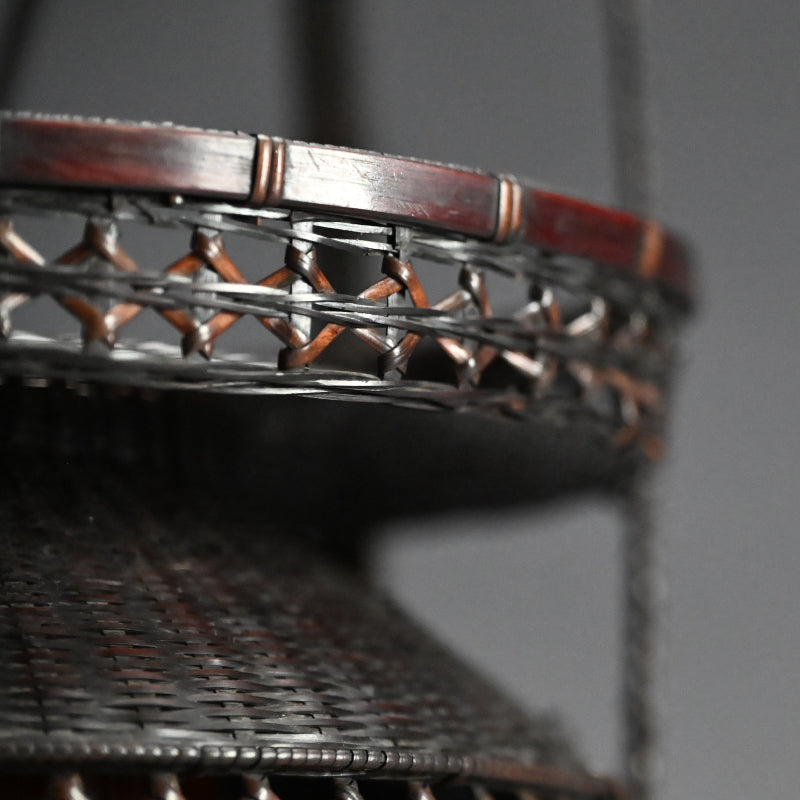 Chinese Style Woven Bamboo Basket ー鈴木 竹朋斎 "唐物写 手付花籠"