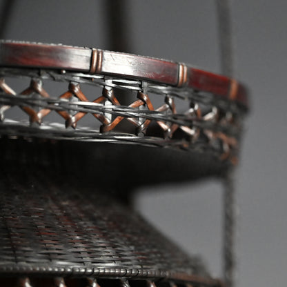 Chinese Style Woven Bamboo Basket ー鈴木 竹朋斎 "唐物写 手付花籠"