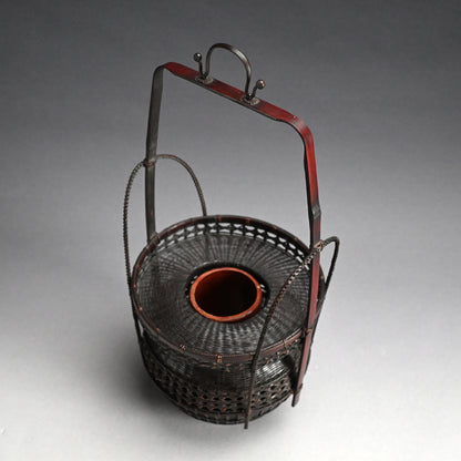 Chinese Style Woven Bamboo Basket ー鈴木 竹朋斎 "唐物写 手付花籠"