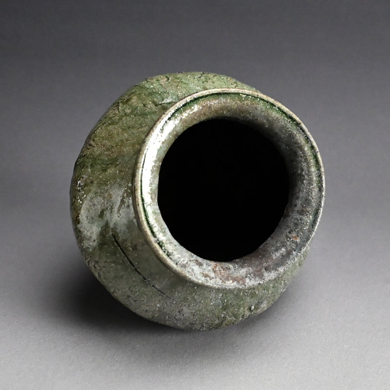 Classical Tokoname Tsubo ー存古窯 江崎 一生 “灰釉壺”