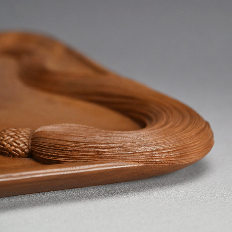 Nyoi Wood Tray by Shochikusai ー市川 小竹斎 "払子如意刻 香盆"