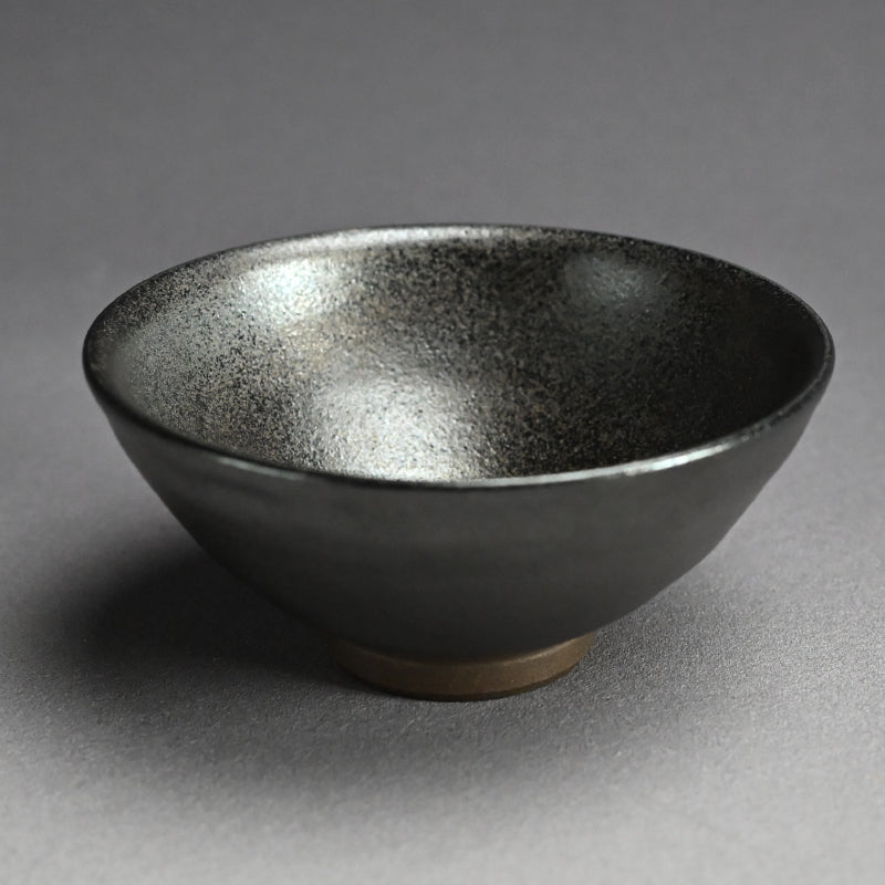 Silver Glazed Maccha Chawan Tea Bowl ー近藤 高弘 “黒釉窯変 銀晶 茶碗”