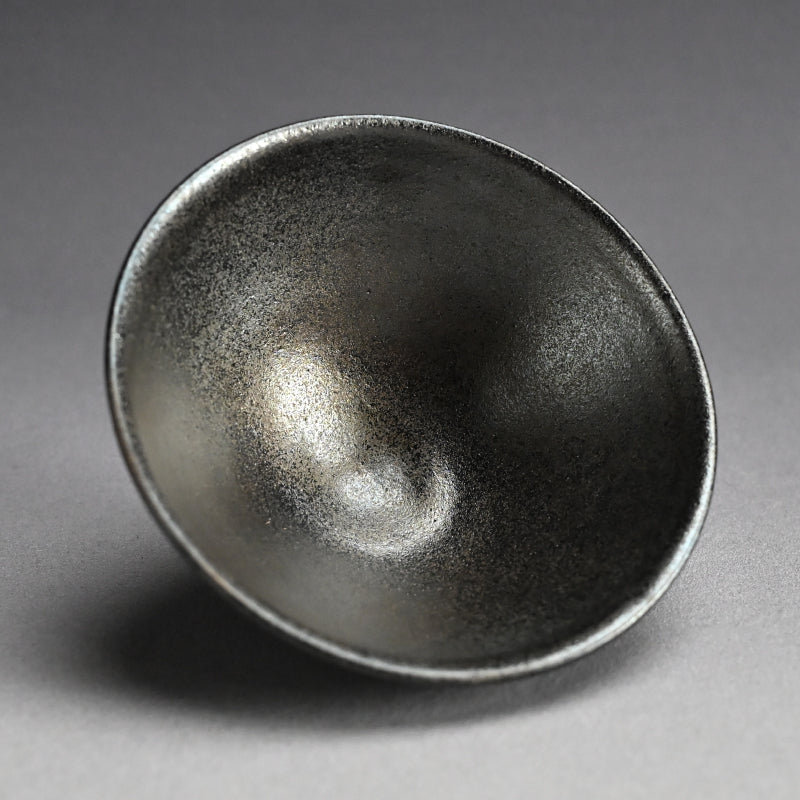 Silver Glazed Maccha Chawan Tea Bowl ー近藤 高弘 “黒釉窯変 銀晶 茶碗”