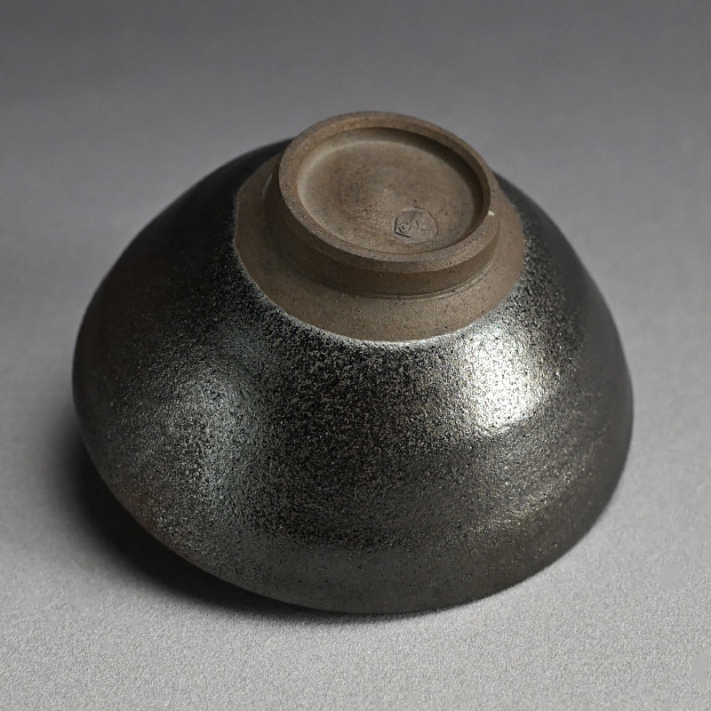 Silver Glazed Maccha Chawan Tea Bowl ー近藤 高弘 “黒釉窯変 銀晶 茶碗”