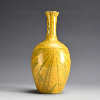 Yurikinsai Yellow Gold Vase ー小野 珀子 “釉裏金彩 花立”