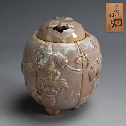Rare Kyuwa Koro Incense Burner ー十代 三輪 休雪 (休和) “萩焼 立瓜 香爐”