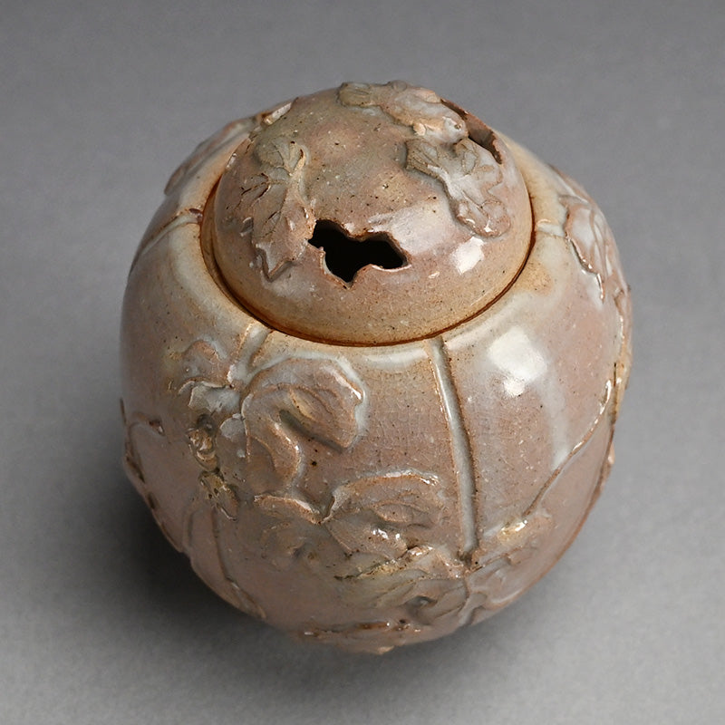 Rare Kyuwa Koro Incense Burner ー十代 三輪 休雪 (休和) “萩焼 立瓜 香爐”