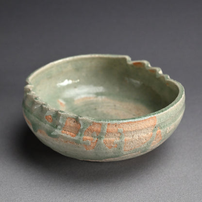 Unusual Earthy Kashiki Bowl ー宮川 (真葛) 香山 "菓子器"