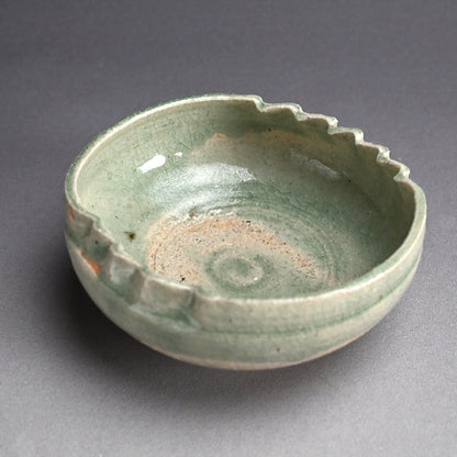 Unusual Earthy Kashiki Bowl ー宮川 (真葛) 香山 "菓子器"