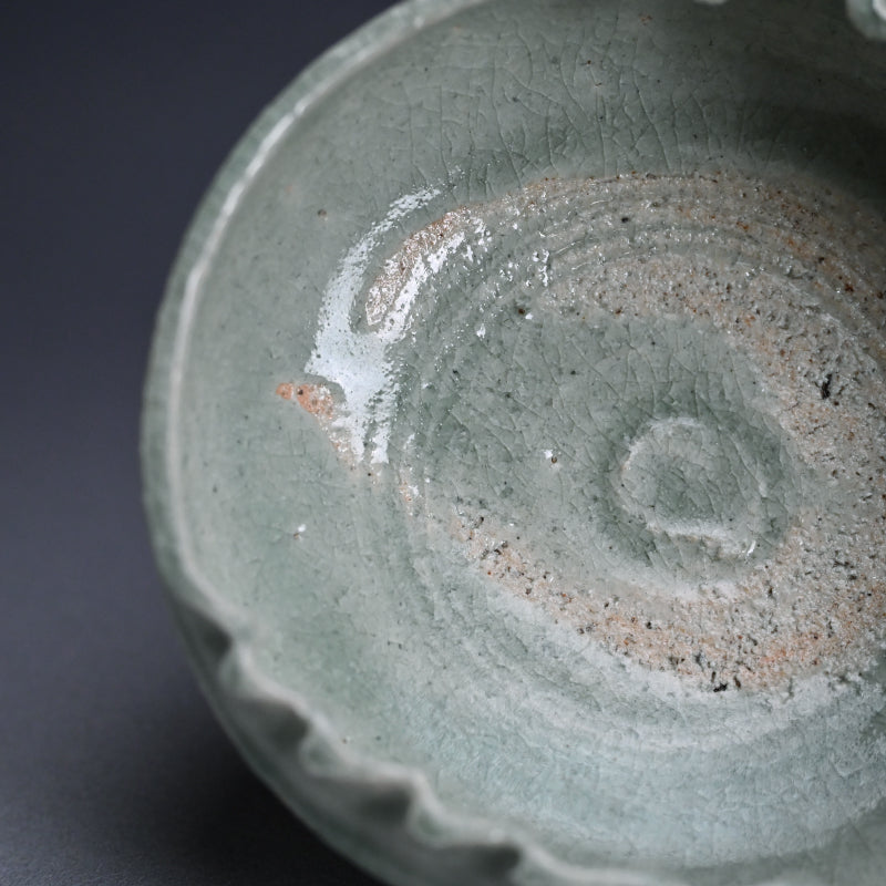 Unusual Earthy Kashiki Bowl ー宮川 (真葛) 香山 "菓子器"