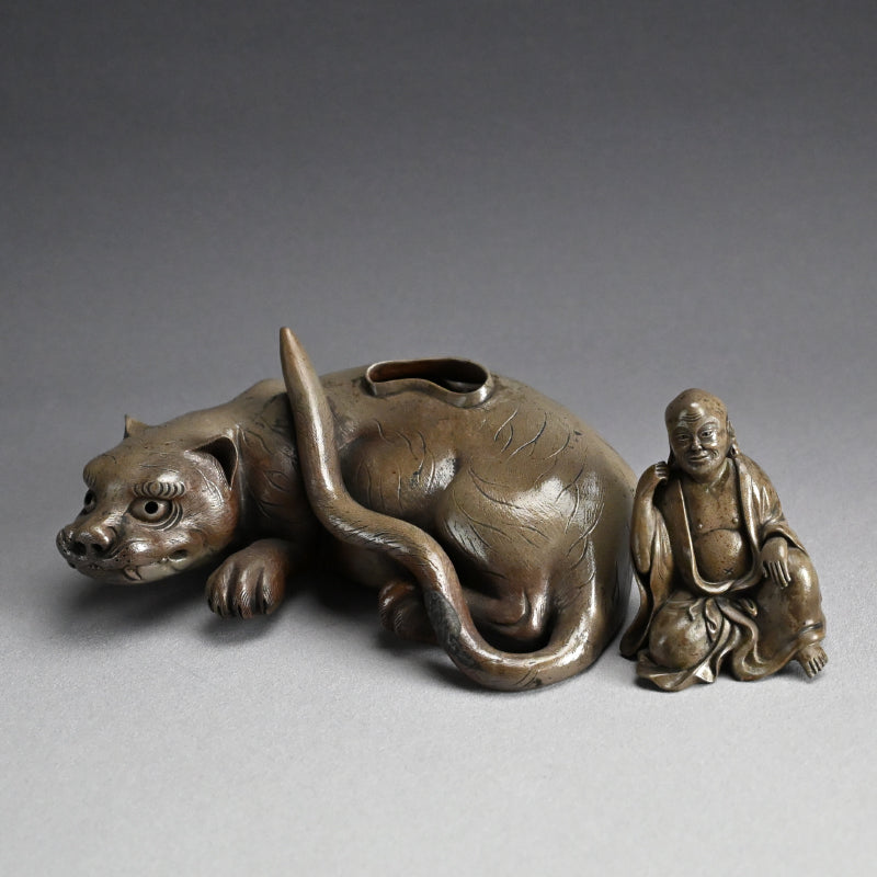 Ao Bizen Tora Sennin Tiger and Saint