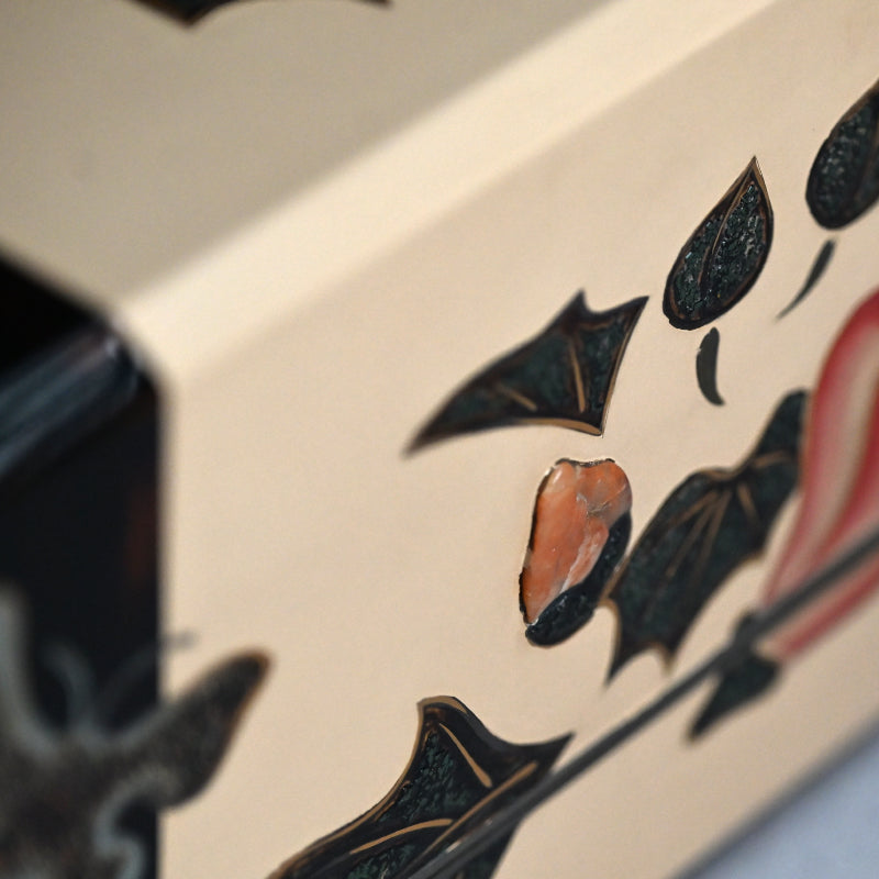 Mid-Century Lacquer Box ー泉 篤彦 "漆器立葵手箱"